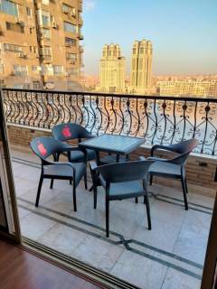 شقة مفروشة فندقية فاخرة 180م فيو نيل الزمالك