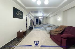 شقة للبيع 160م فى سبورتنج خطوات من ابوقير hgvzdsn