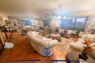 شقة 300م مميزة على قصر الصفا بارقى مناطق زيزينيا