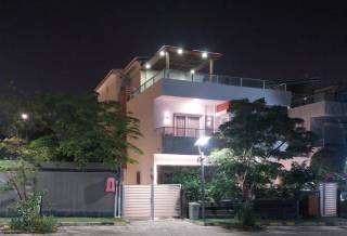 فيلا للايجار في كمبوند جرينز