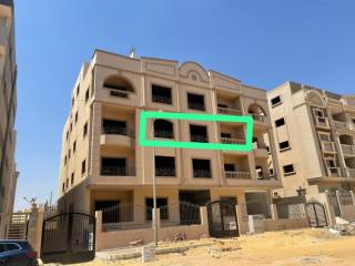 شقة للبيع بحري بحي الاندلس التجمع الخامس ارضي بمسا