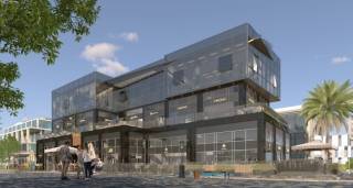 محل 72م و 19م outdoor بمول بالقرب من التسعين شمالي