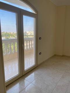 شقة للبيع بالشيخ زايد بالتقسيط