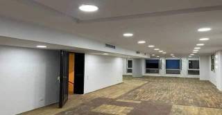 مقر اداري 300م علي النيل بالدقي