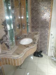 مقر ادارى للايجار مكان مميز فى شيراتون مساحة 375 م