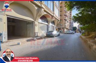 بموقع متميز محل 90 متر للبيع برشدي