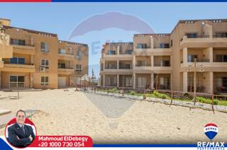 شاليه أرضي بحديقة للبيع 226م بقرية بلومار