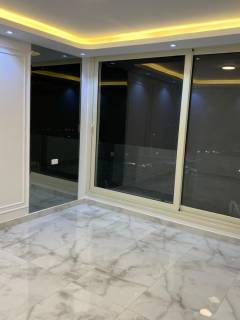 مكتب رخصه إداري للإيجار دوراول بشارع البطل الرئيسي