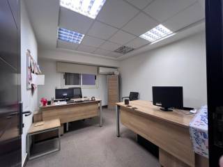 مكتب 190م رخصة اداري برج حديث للبيع بالدقي