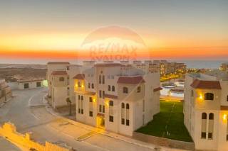 شاليه روف للبيع الساحل لاسيرينا