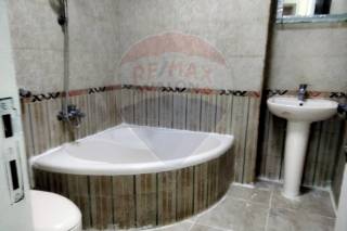 شقة للإيجار 200 متر الشاطبي