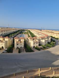 شاليه استلام فوري 120م متشطب بالفرش بالساحل