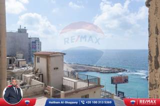 للبيع شقة 325 متر مميزة بسابا باشا اول نمرة على البحر