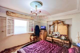 شقة للبيع 150 متر بحري علي البحر مباشرة