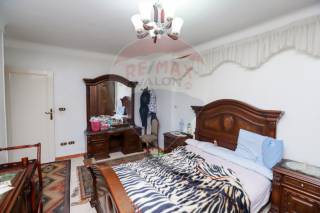 شقة للبيع 123 متر ميامي متفرع من ش العيسوي