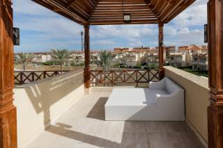 فيلا للبيع الساحلستيلا هايتسسيدي عبد الرحمن258م