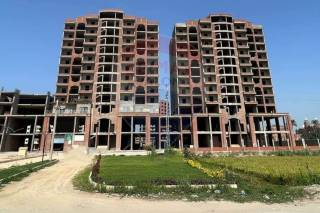 شقة للبيع سموحة كمبوند الصفوة 160 متر