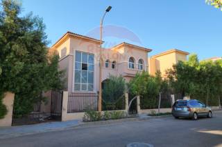 فيلا للبيع اليكس ويست كينج مريوط 750 م