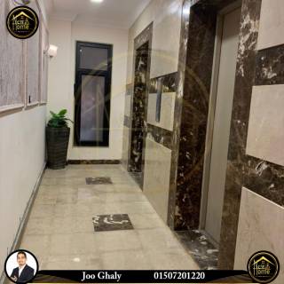 عيادة للبيع 63 متر محطة الرمل شارع شاكور