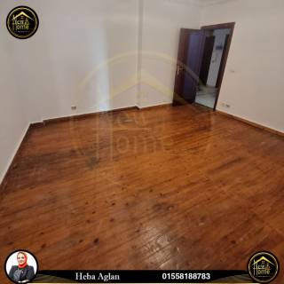 شقة للبيع 210م بولكلى شارع أبوقير