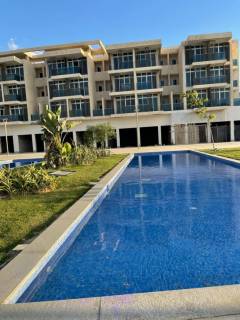 شقه للبيع متشطبة الترا لوكس كمبوند الخمائل