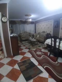 شقة مميزة للبيع بكامب شيزار