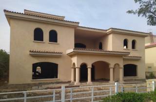 فيلا للبيع في مدينتي نموذج A مستقلة على البحيرات