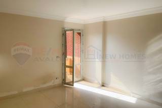 شقة للايجار 175م الابراهيميه خطوات من نادي سبورتنج