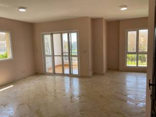 شقه للايجار في بيفرلي هيلز الشيخ زايد