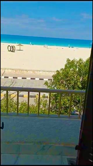 فيلا اول صف بحر للبيع بقرية المنتزة الساحل الشمالي