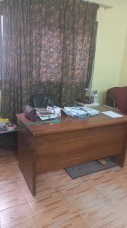 غرفةمنفصلة للإيجار 12م داخل عيادة في شارع السودان