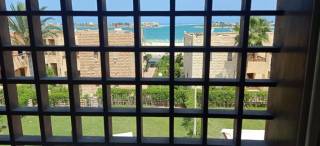 فيلا للبيع في مارينا فيو بحر وبحيرة