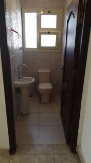 شقة للبيع في كمباوند بالشيخ زايد