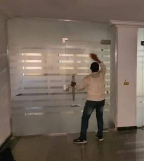 مكتب للايجار باقوي شوارع المهندسين التجارية ش جزير