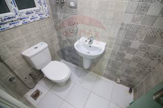 شقة اداري للايجار 100 متر سموحة