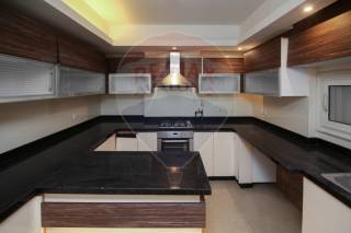 شقة للبيع 403 متر سموحة ش البرت الاول