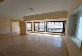 دور اول 230م بشارع شهاب المهندسين واجهة كبيرة