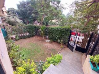 دور ارضي 300م بحديقة بالدقي للايجار