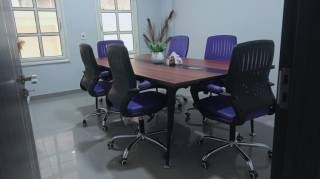 مكتب مفروش 160م الترالوكس بافخم برج المرغنى