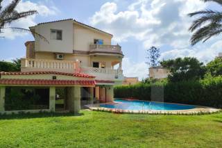 للايجار لهواة التميز بأليكس ويست