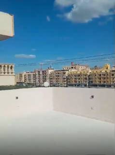 شقة 130 متر ارضي مرتفع منطقة د وجها تشطيب التراسوبر لوكس