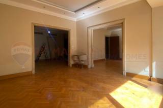 فيلا دوبلكس للبيع 650 متر لوران خطوات من البحر