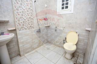 شقة للبيع 114 متر ميامي متفرع ش 45 بحري