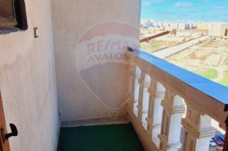 شقة للبيع 125 متر المندرة ش مصطفي كامل