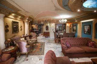 شقة للبيع 215 متر سموحة ش كمال الدين صلاح