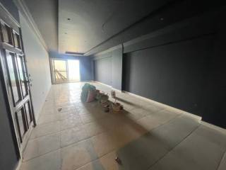 شقة للايجار 145 متر كامب شيزار بحر مباشر مدخل فندقي فاخر