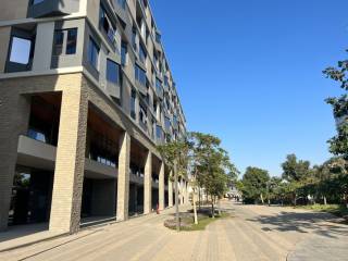 مكتب مفروش بيفرلي هيلز الشيخ زايد لقطة بمعني الكلم