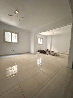 مكتب ايجار جديد الترالوكس اول استخدام 10 الف