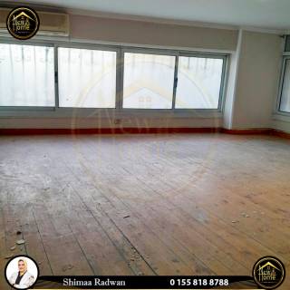 شقة للايجار تصلح سكني او اداري 175 م