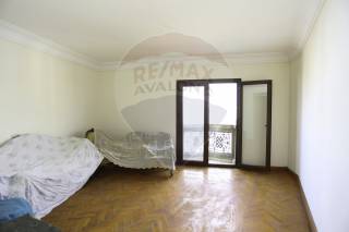 شقة للبيع 180 متر سموحة ش فوزي معاذ